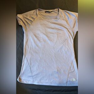 The north face women’s workout shirt size medium
